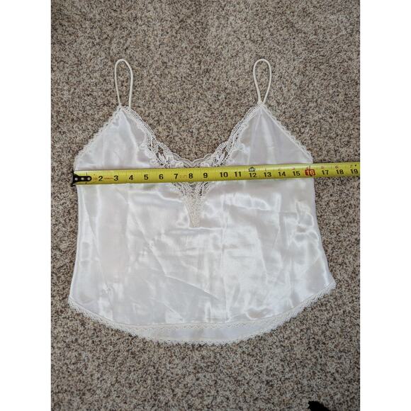 Vintage Indulgence Ivory Satin Lace and Pearl Trim Cropped Camisole Size 34 USA - Picture 7 of 10